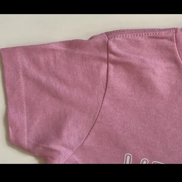 NEW On Wednesdays We Wear Pink Shirt Girls 4T-5T ~ Mean Girls Pink Shirt Kids - Picture 4 of 5